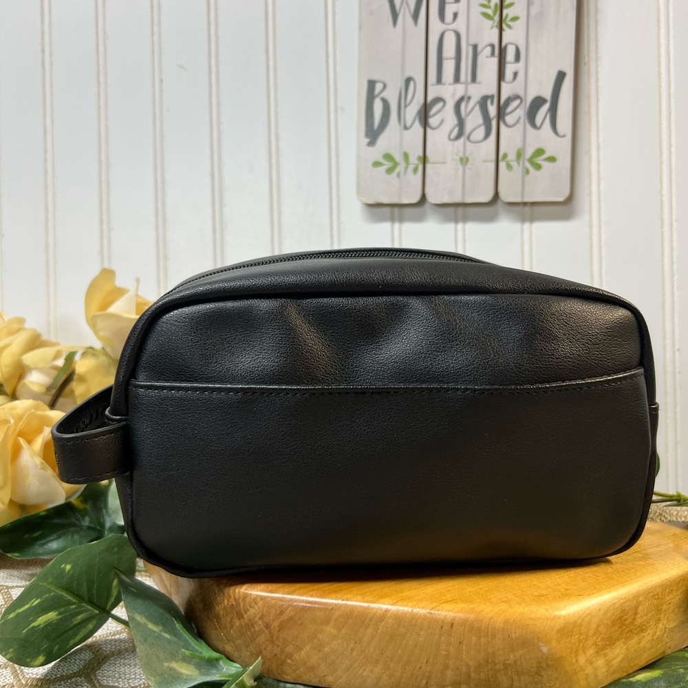 Black Travel Toiletry Bag - Men's Dopp Kit